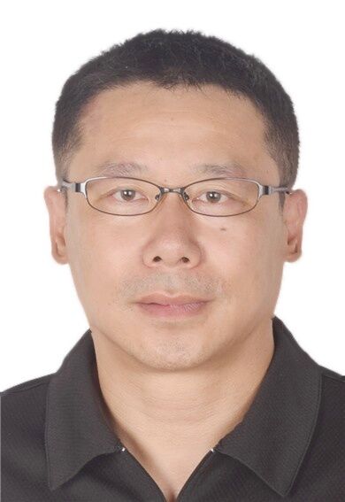 梁伟 梁伟
